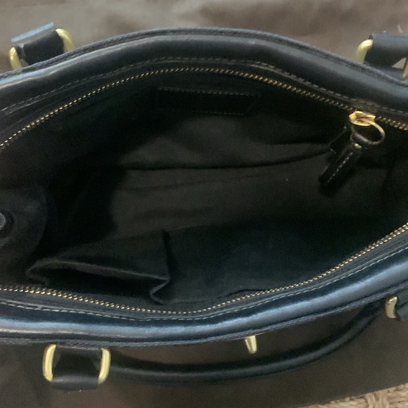 Authentic Coach handbag - Picture 3 of 5